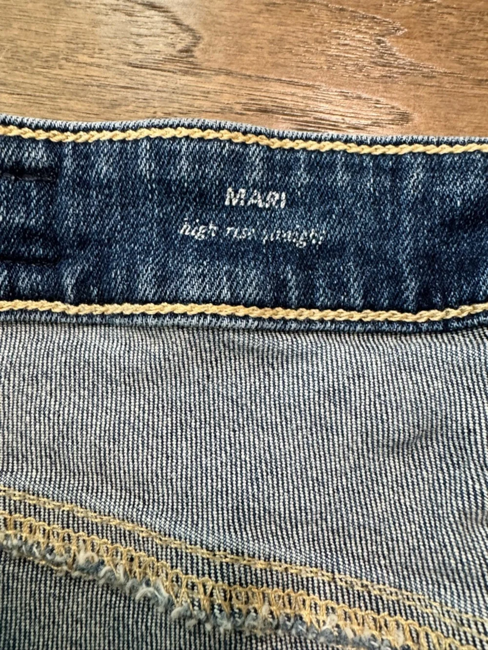 AG Adriano Goldschmied Mari High-Rise Straight Leg Jeans 29R - Picture 9 of 15